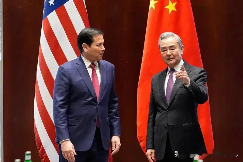 中方涉台相关表述迎来关键调整，这一变化迅速引发全球主流媒体密集聚焦，日本学界也第