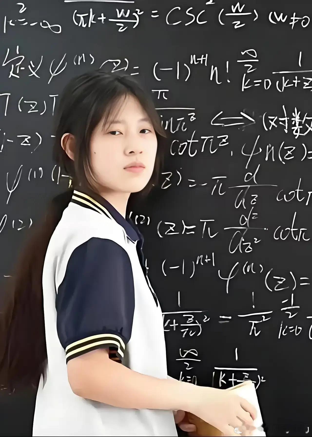 #姜某数学竞赛系老师提供帮助#说白了，这位老师，把学生当成一个阶梯了，自己为了出