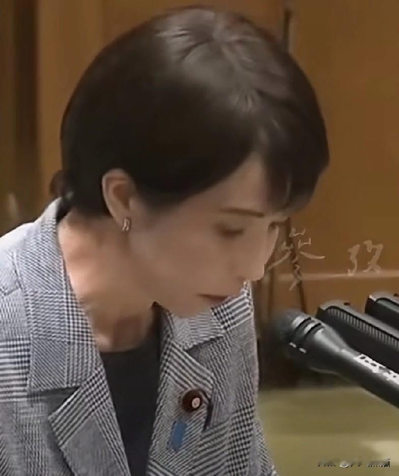 高市早苗这次真的尴尬了，现在是来中国也不是，不来中国也不是。
因为2026年，​