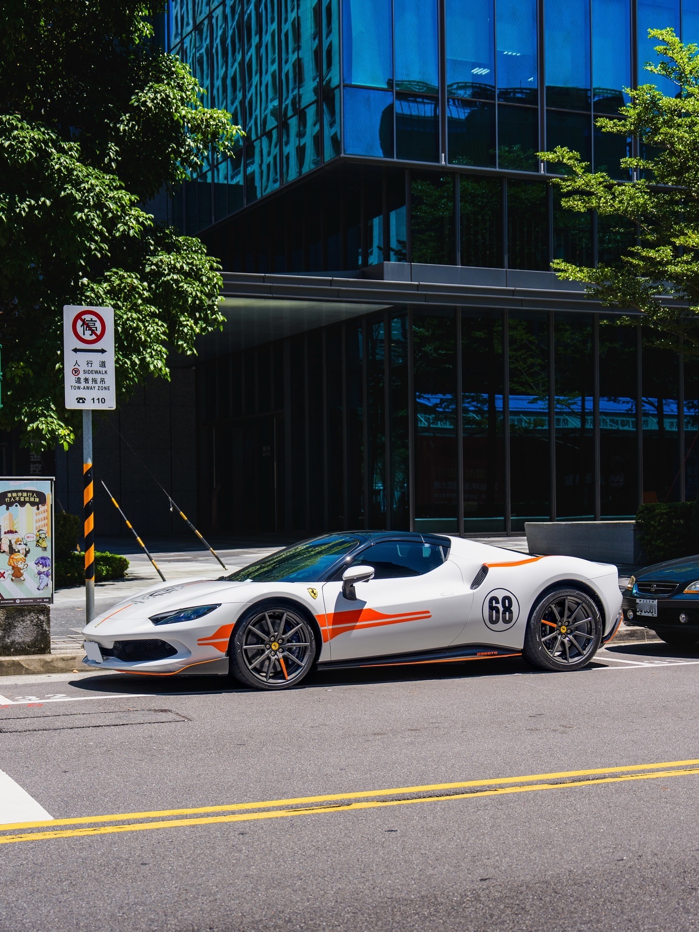 Car时尚[超话]  Ferrari 296 GTS...法拉利296 gtsc