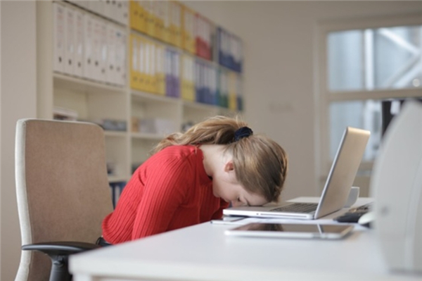 【文科生逆袭！周鸿祎：硅谷大厂正在高薪疯抢文科生  岗位占比已涨至30%】近日，