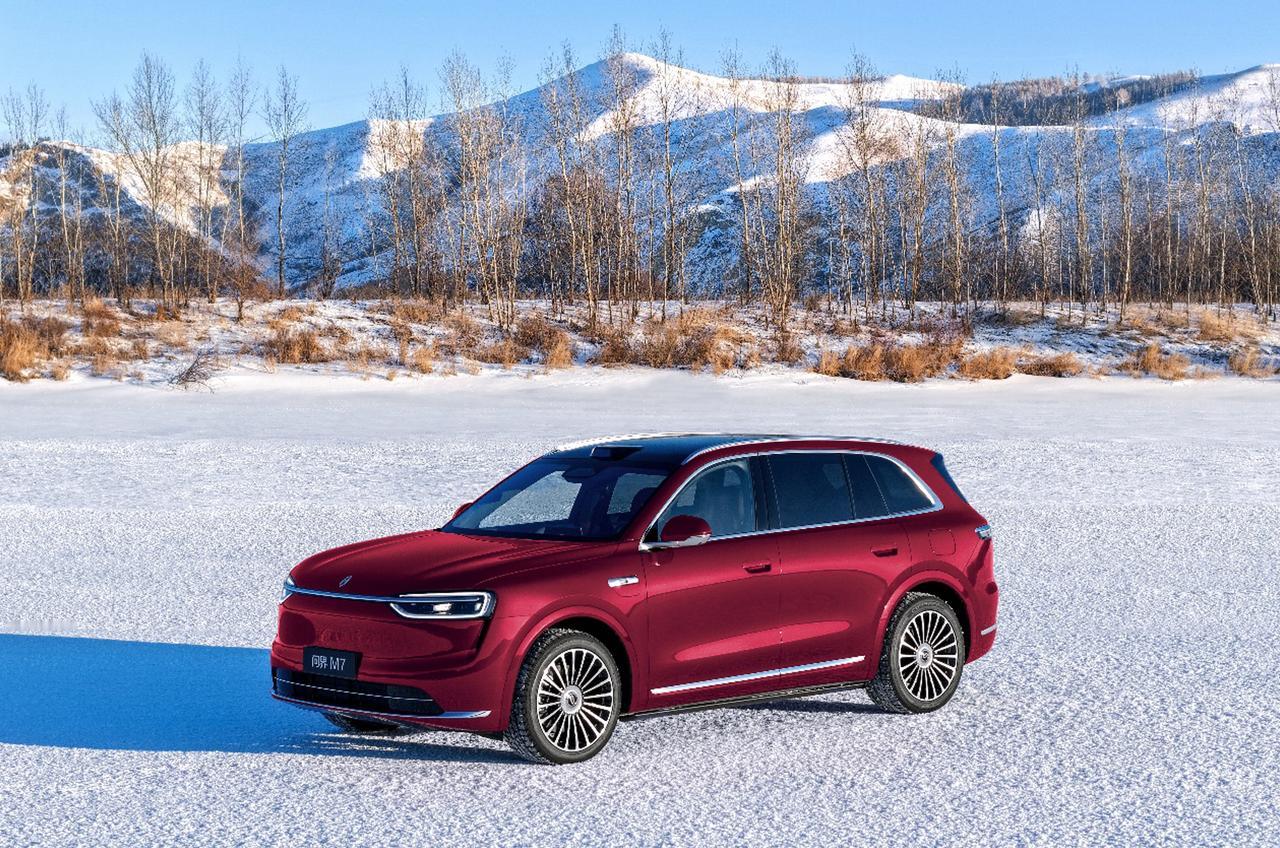 问界M7 -30℃极寒环境测试通过，还一举拿下“综合性能”与“智能底盘安全技术”