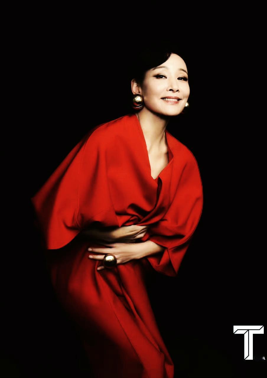 @陈冲～T锦绣一月刊封面[比心]