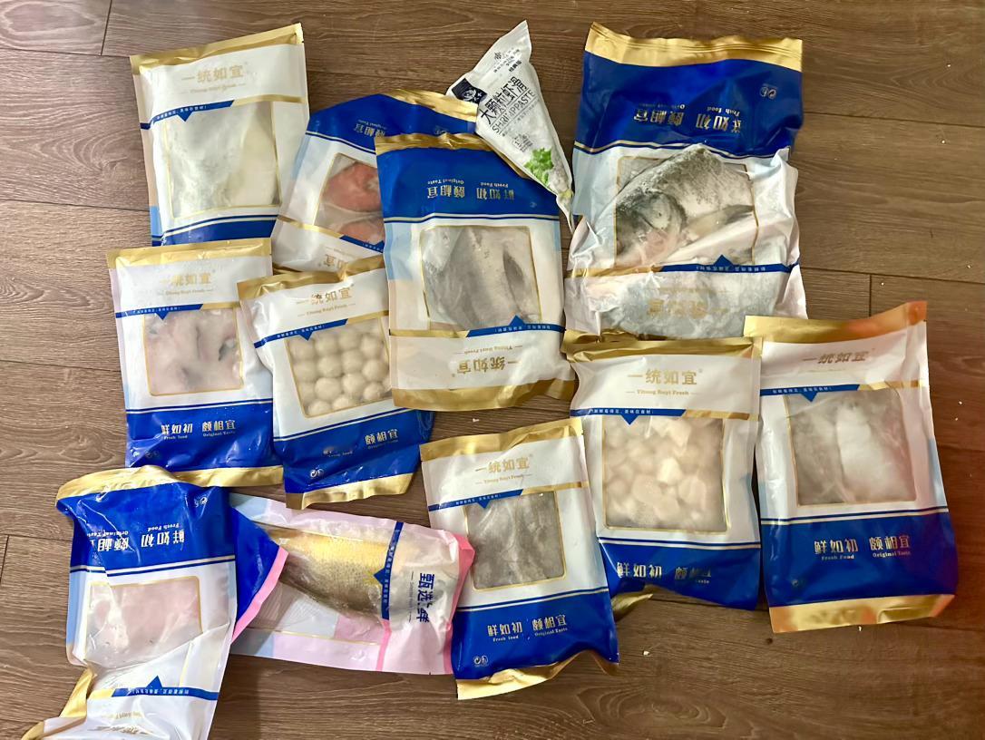手机拍美食  这一大箱海鲜谁给我寄的？ 上海