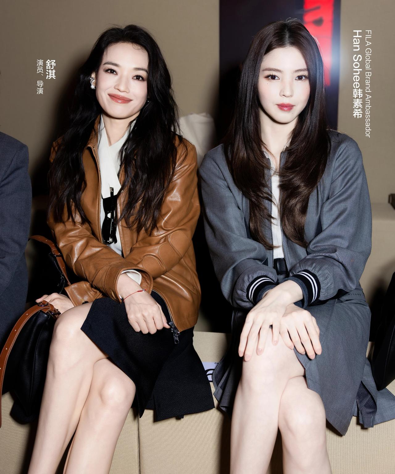 左边是舒淇，1976年出生，身高168cm。
右边是韩素希，1993年出生，身高