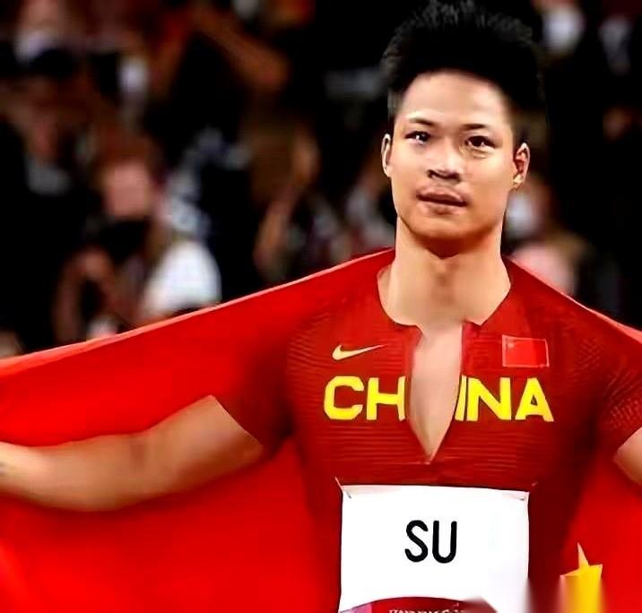 马龙、苏炳添、巩立姣……
当这一串闪闪发光的名字，和“最后一舞”联系在一起的时候