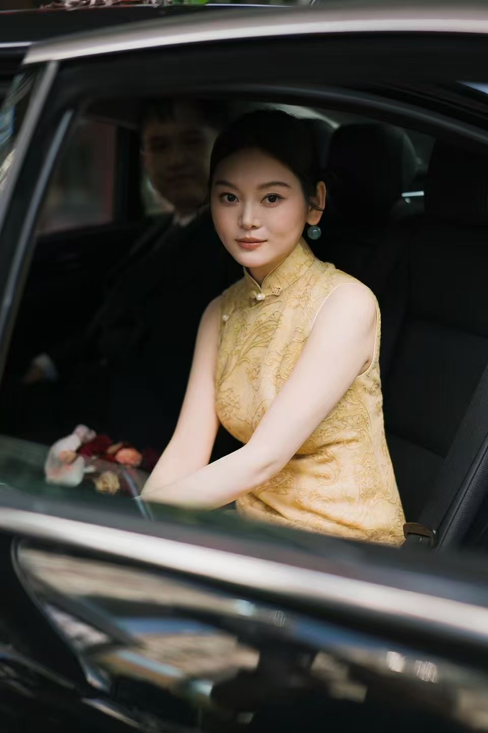 母亲香云纱的稳重与女儿蕾丝的清雅 ​​​