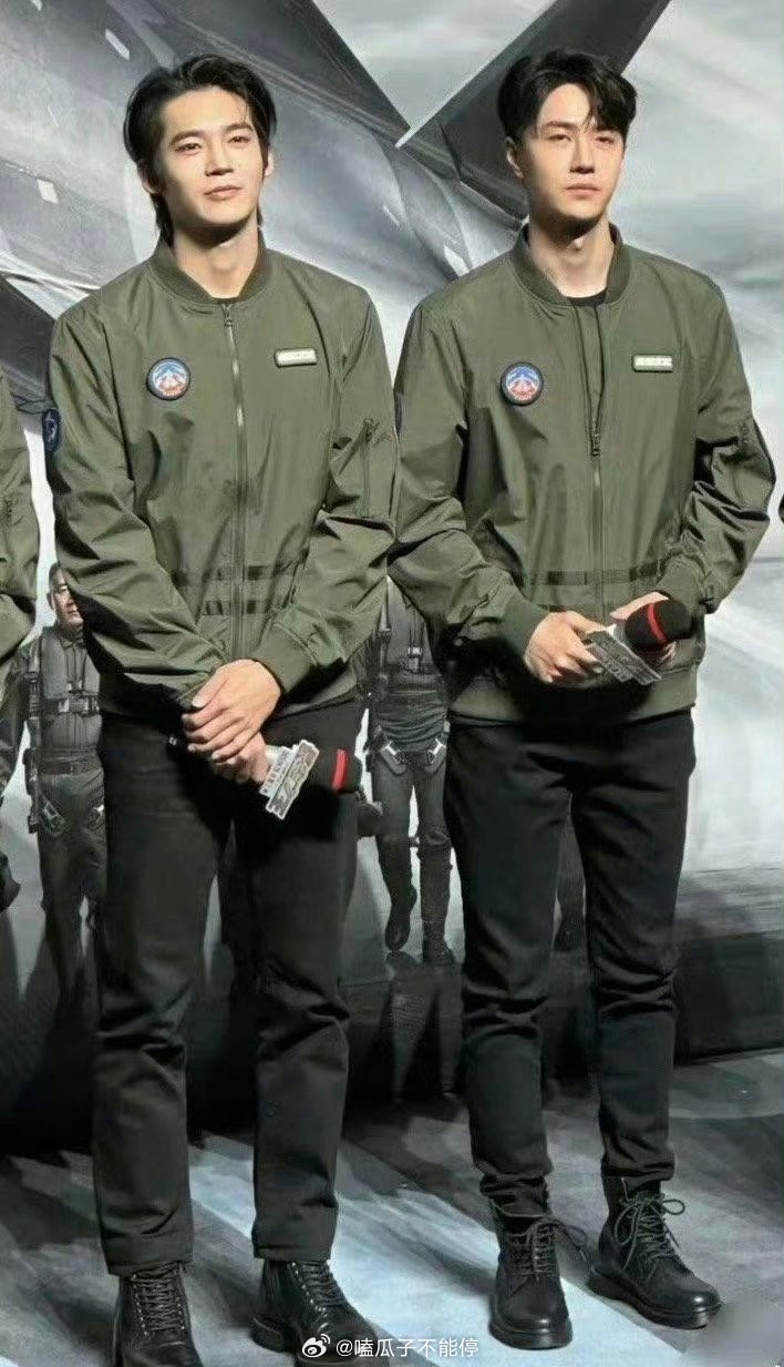 王一博和于适曾经一起演过电影《长空之王》 