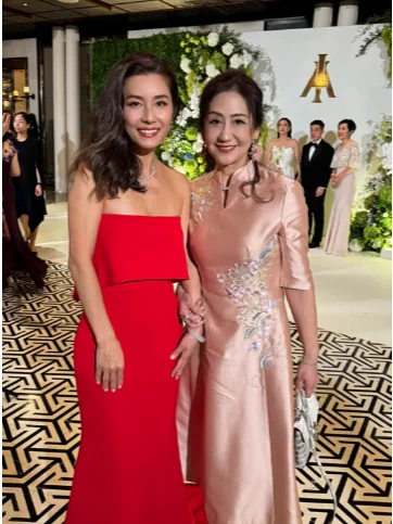 汤镇业前妻获百亿名媛庆生！上月嫁女豪门闺蜜撑场 	 汤镇业大女儿汤爱嘉...