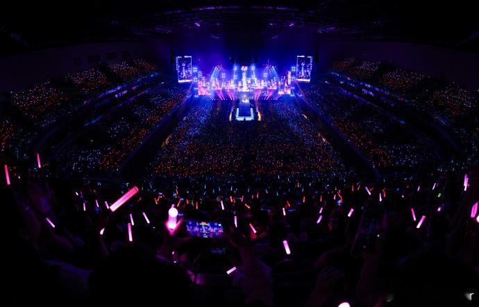 王力宏杭州演唱会预售售罄王力宏杭州演唱会售罄 杭州大莲花双场秒没，王力宏再次印证