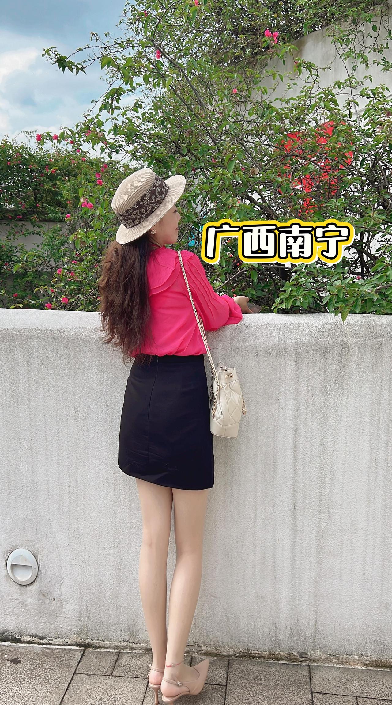 穿漂亮的裙子去有风的地方