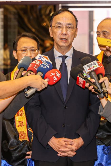 朱立伦称没听说傅崐萁有意选党主席 张善政亦无意愿

国民党主席将改选，国民党团总