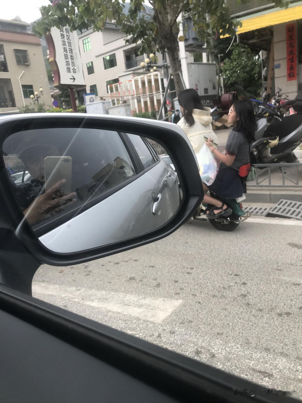 巽寮湾对于广东工薪阶层而言，就如同马尔代夫、三亚一般，是能带来美好度假体验的好去