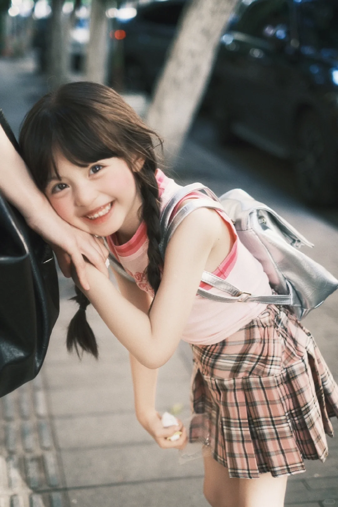 ◞♡˚ ·👧🏻