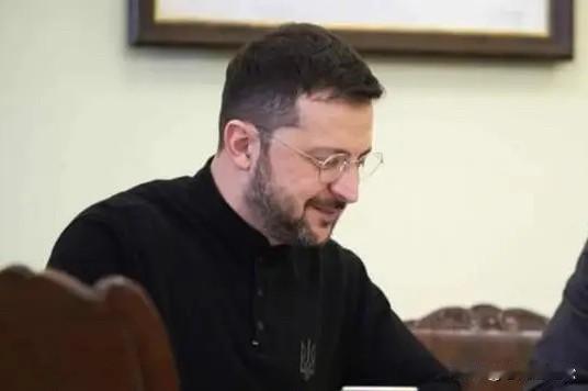 又给了泽连斯基喘息的机会！普京还是答应了特朗普的请求，暂不打击乌克兰能源设施！