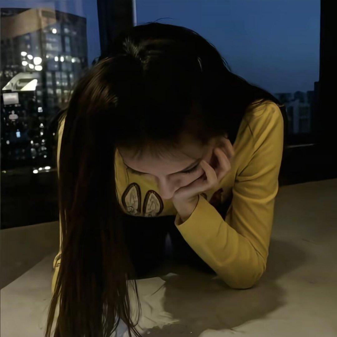 迪丽热巴居然是迪丽热巴吗？迪丽热巴还有多少早期照片是我没见过的🥲太美了迪丽热巴