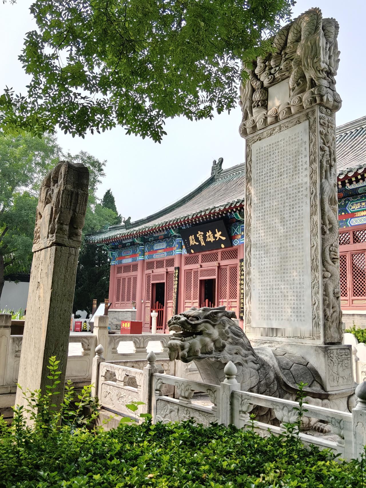 打卡正定临济寺
临济寺是禅宗临济宗全球祖庭，也是正定八大寺里唯一有僧人常住的寺院