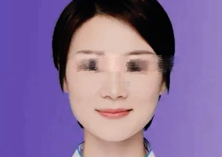 查了下副院长原配
我是真没看懂她输在哪！
省医院护士长、硕士学历，还是
健康管理