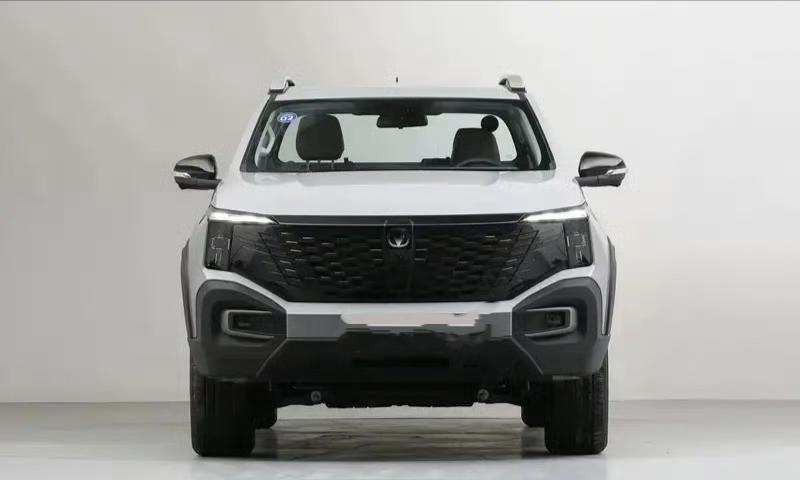 【长安猎手铠甲版正式上市 售17.99万元起】日前，长安猎手铠甲版正式上市，新车