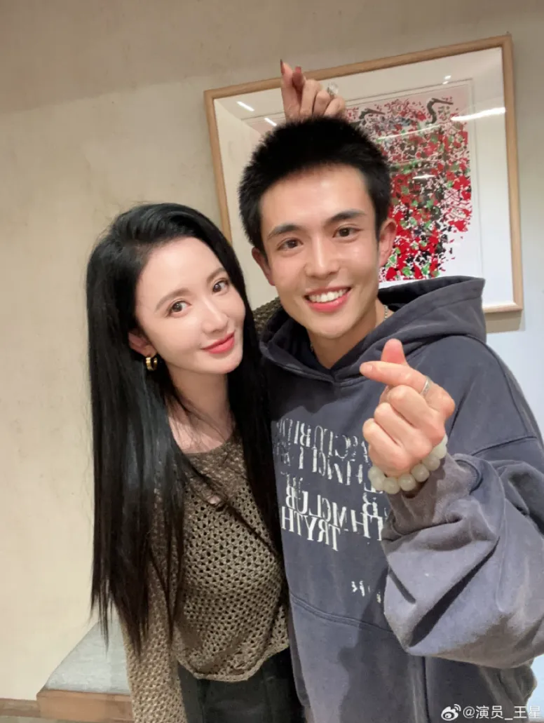 女星张萌签约王星：希望大家想到的是演员王星，而不是只是那段经