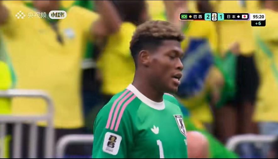 最终引领亚洲黄种人代表站在世界足球巅峰的，必定是中国足球⚽！尽管当下国足充当着国