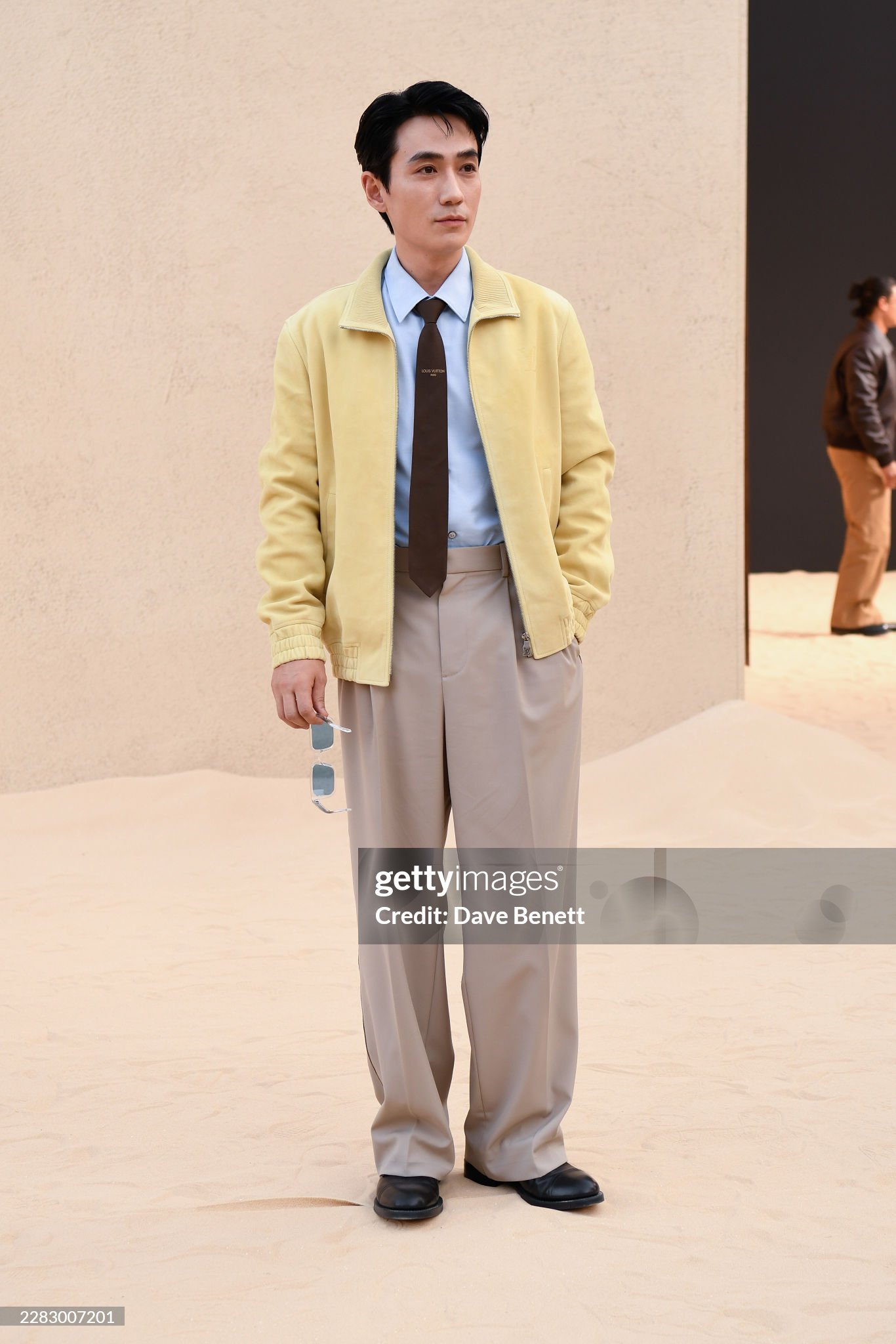 朱一龙｜Louis Vuitton S/S 2027 Menswear 潇洒影帝