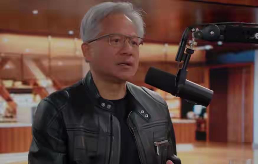 美国顶不住了？卢特尼克亲口承认：卖中国的H200，一块都没卖出去美国顶不住了？卢