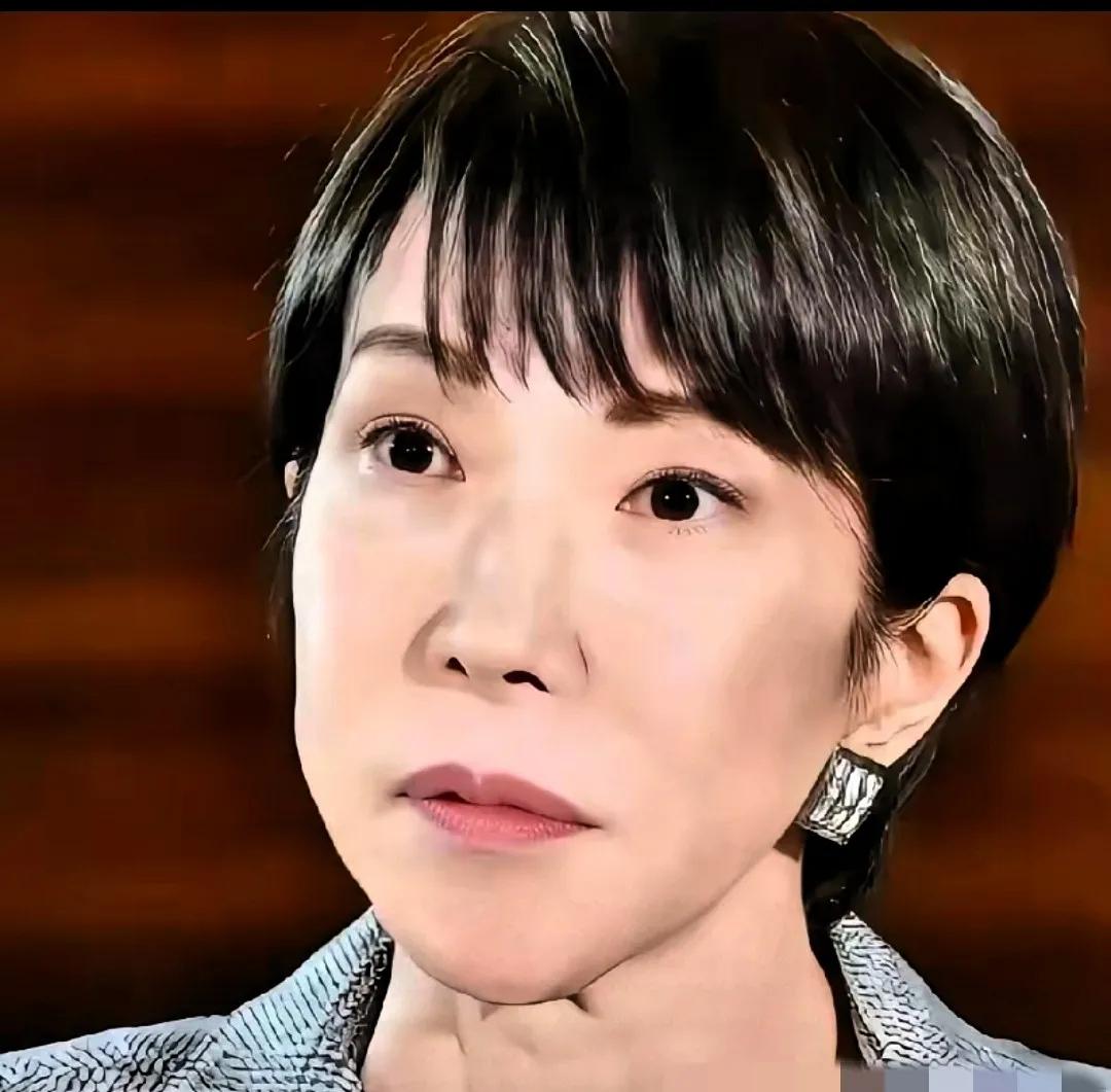 厉害了，我的国！

这盘棋下的太绝了，

日本终于要尝到“卡脖子”的滋味了！
