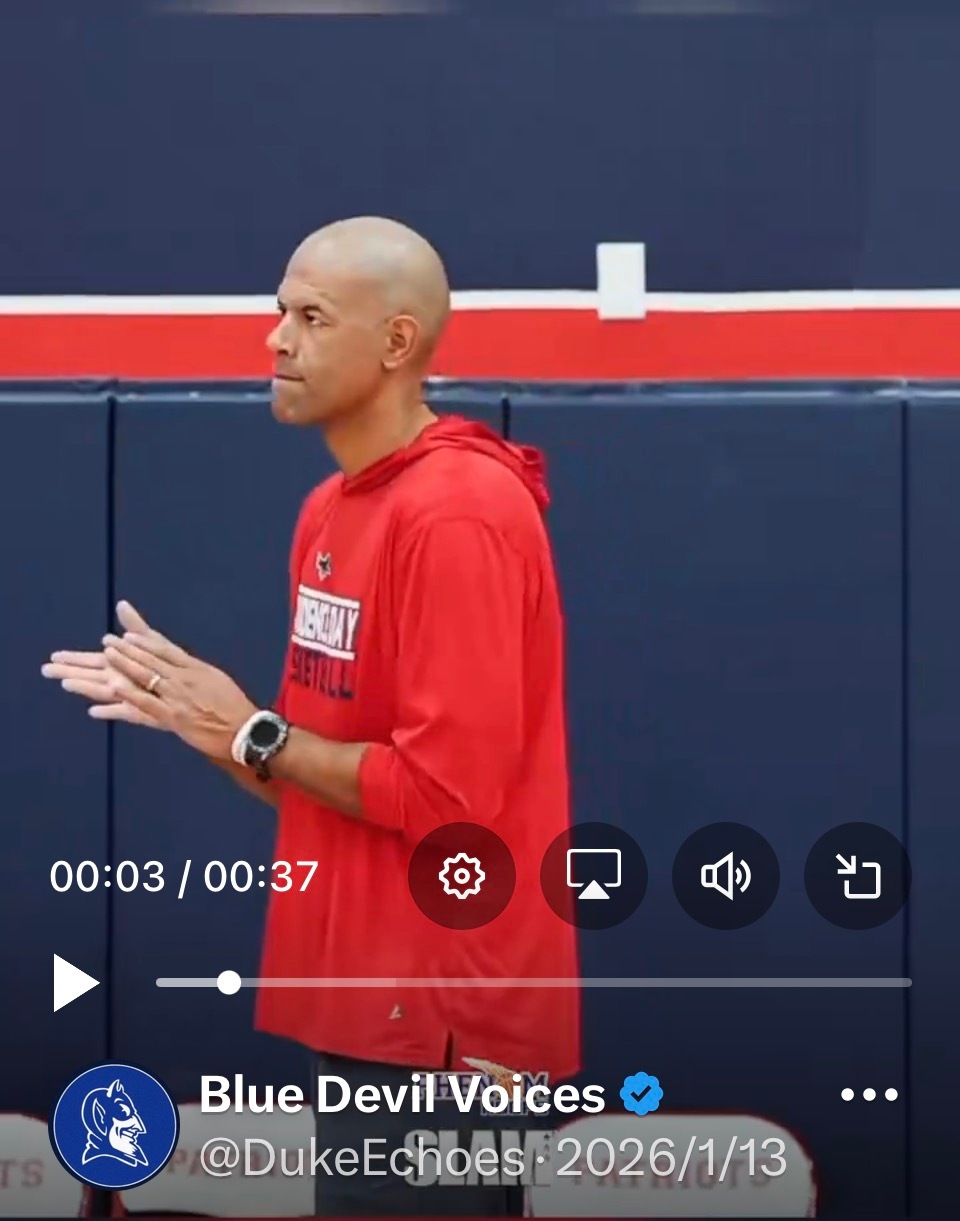 如果有头发，是不是已经白了？但你还不到五十。以后想看到你，大概都会是在Zeke的