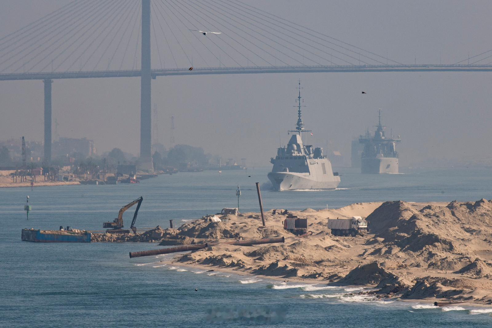 全球武器装备盘点每天认识一件兵器烽火问鼎计划 据法国国防部消息，“戴高乐”号航空