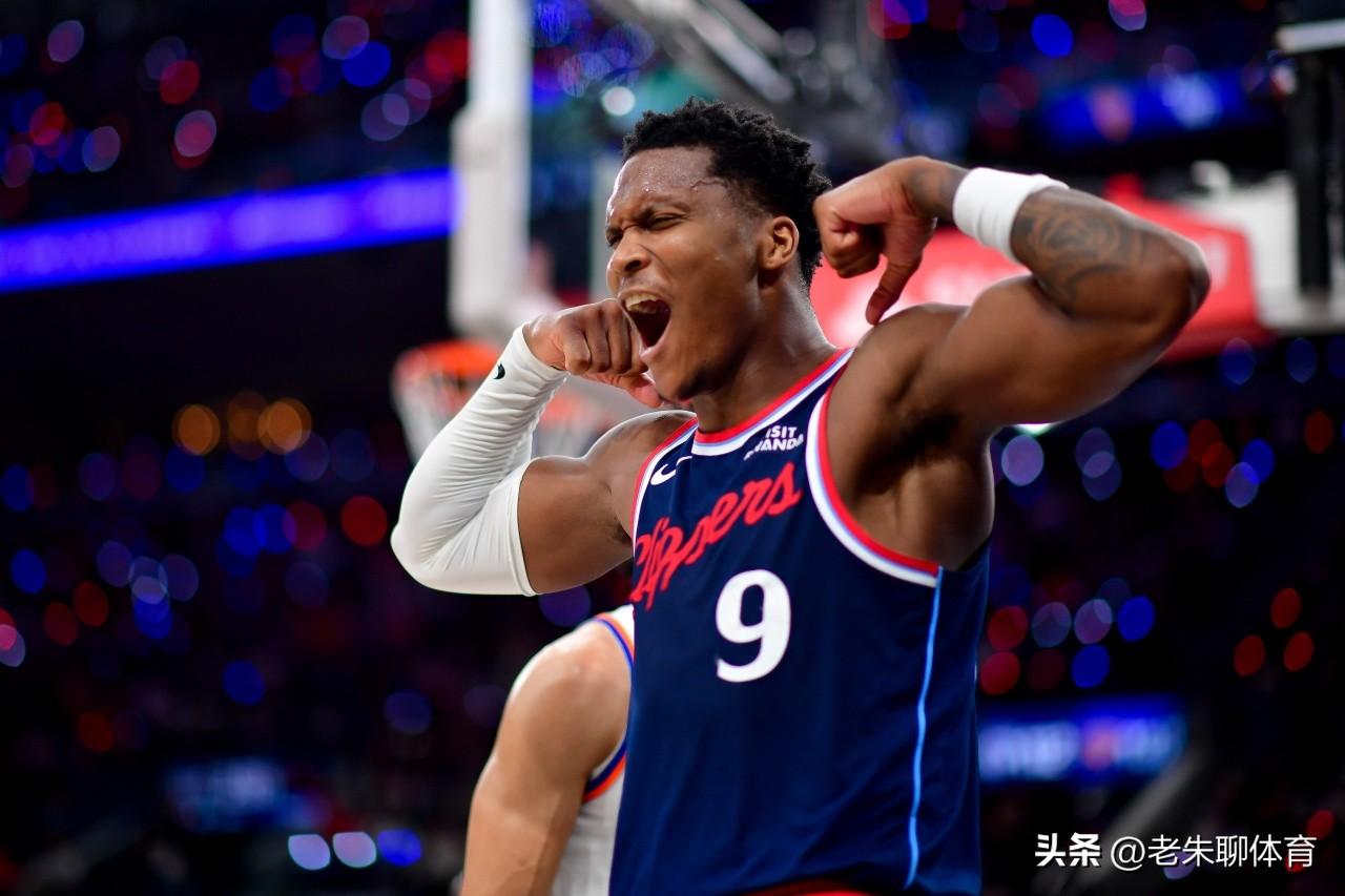 马瑟林证明了，只要给哨子，谁都能得分！
本赛季，马瑟林在步行者队场均出场31.8