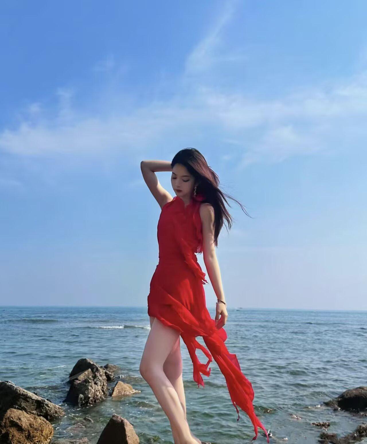 我的今日状态：💰期待暴富
我这里的天气：☀️晴天