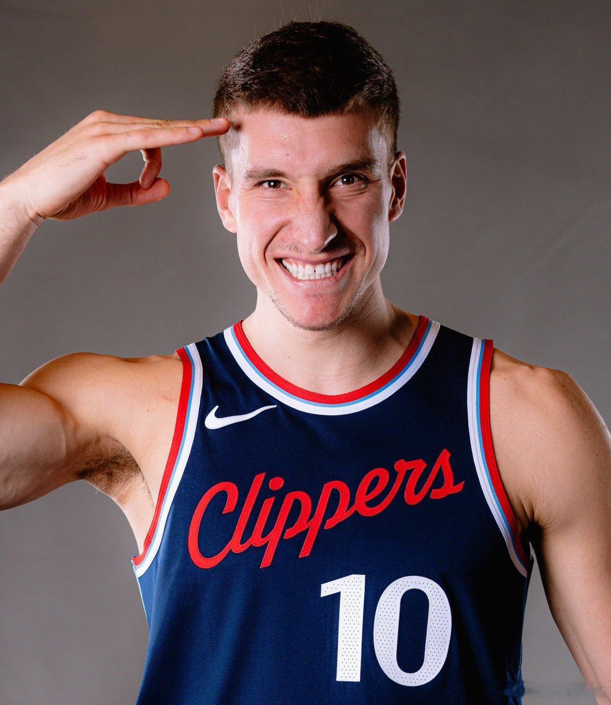 美媒：快船队愿意交易博格丹，以换取轮换阵容的有力提升。博格达目前签有一份价值16