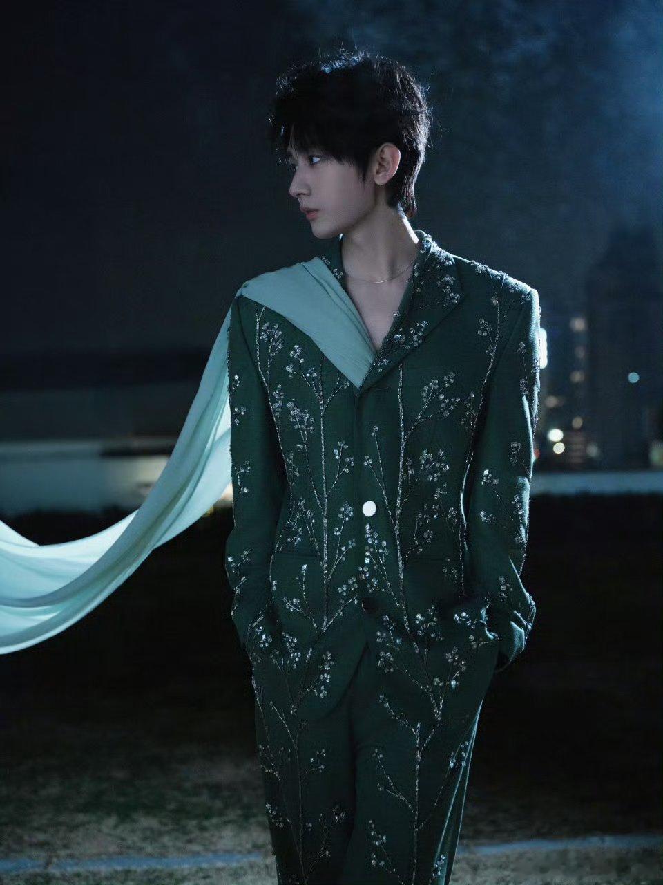 T成毅卢云cy成毅成毅，你是我明目张胆的偏袒，是我众所周知的私心成毅｜赴山海｜萧