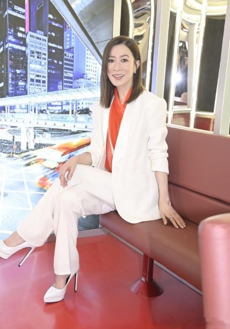 佘诗曼回应是否出演新闻女王3 据港媒，佘诗曼回应是否出演《新闻女王3》，她表示最