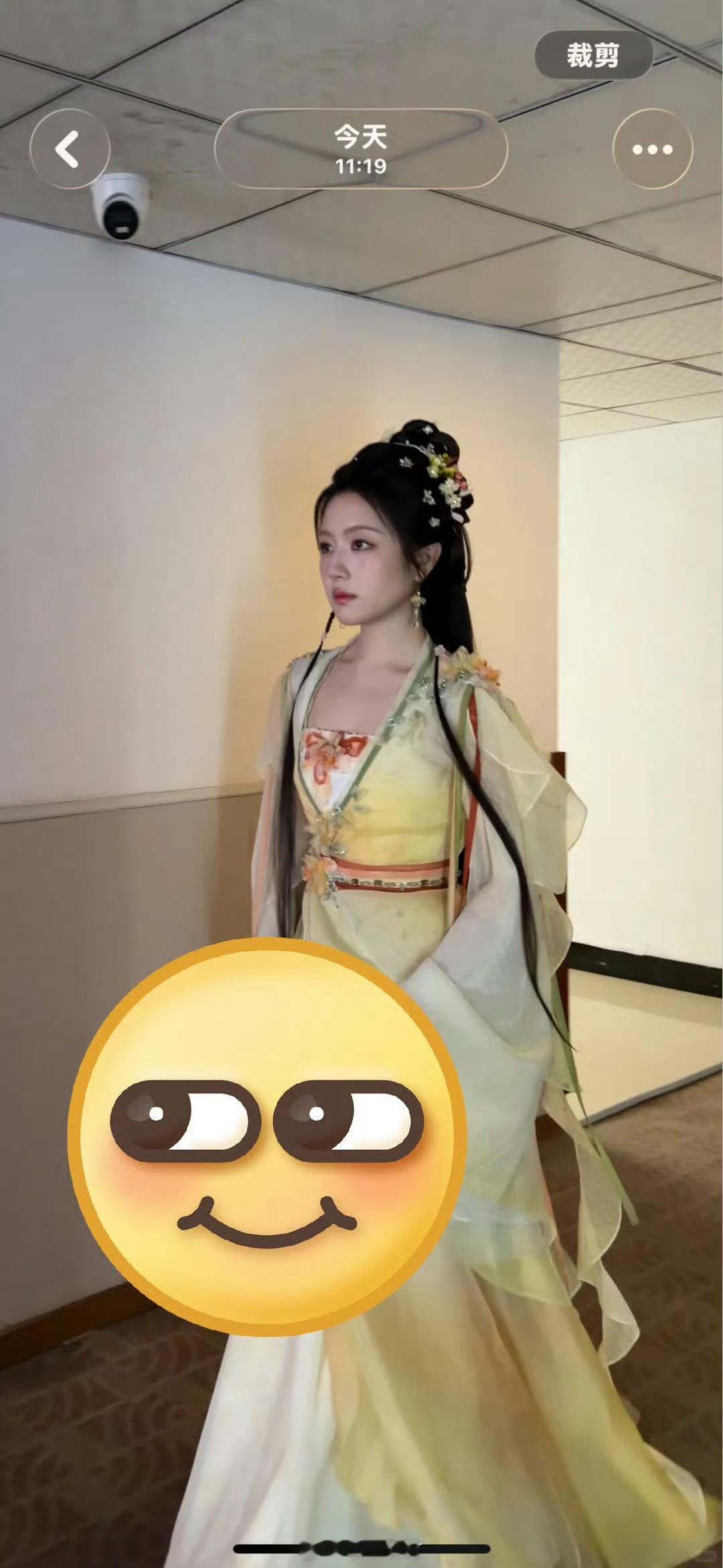 李兰迪、何与《千夜奇谭》开机大吉 