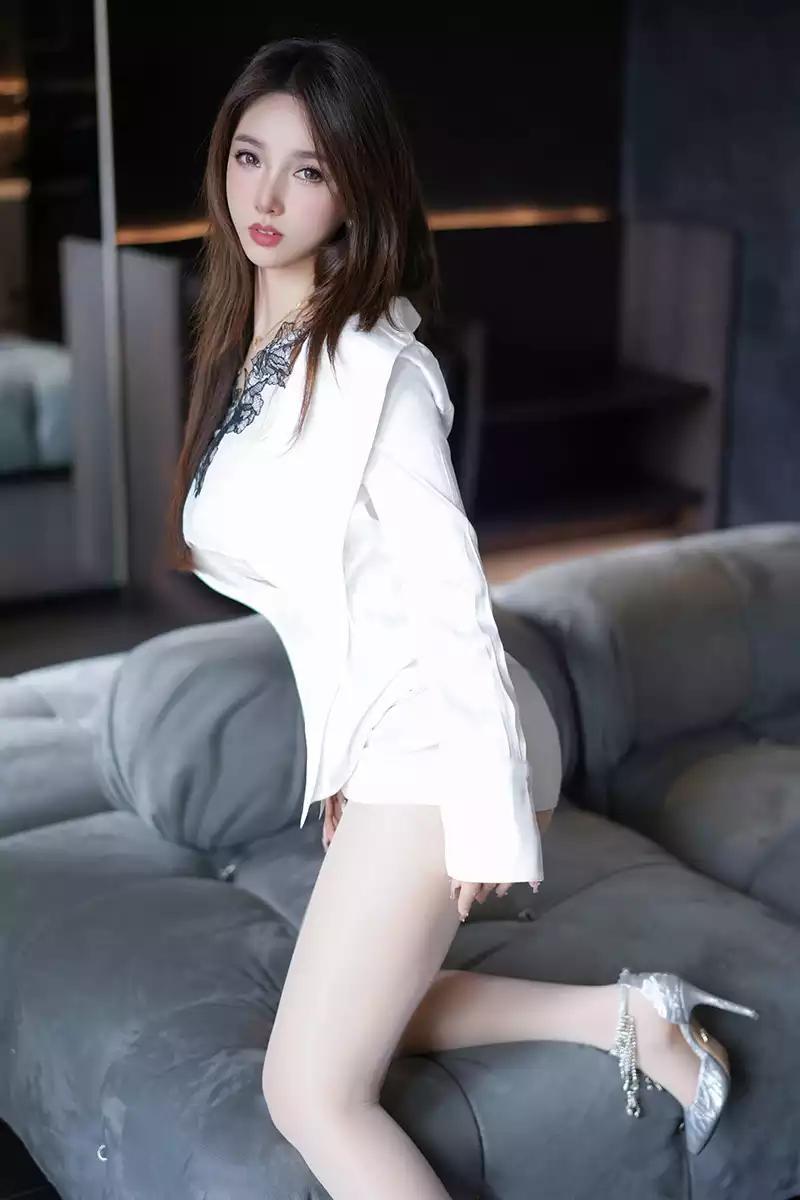 高挑曼妙模特桃桃夭夭OL服饰写真高清美女 写真