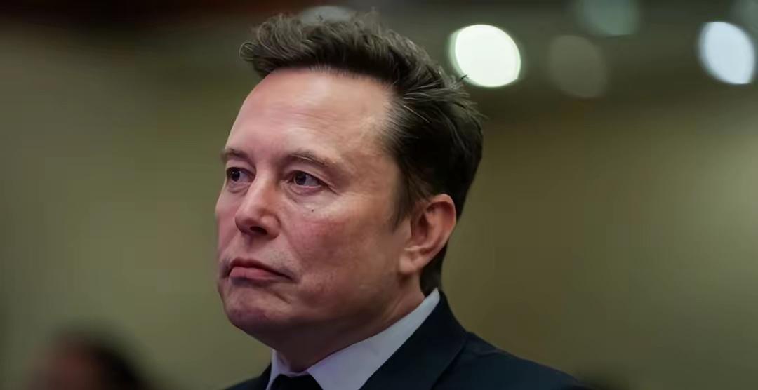 马斯克又整新活儿了——这位刚靠SpaceX上市冲上全球首位身家破1万亿美元的超级