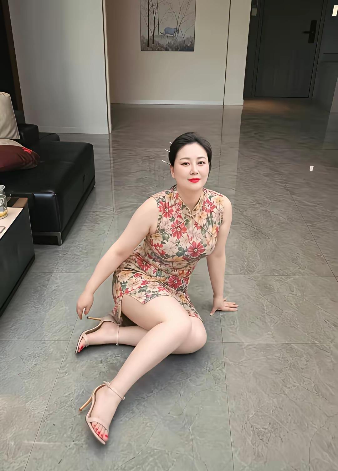 为什么每个人最后都会孤独
 
人这一生，从啼哭着来到世间，又在安静中离开，好像无