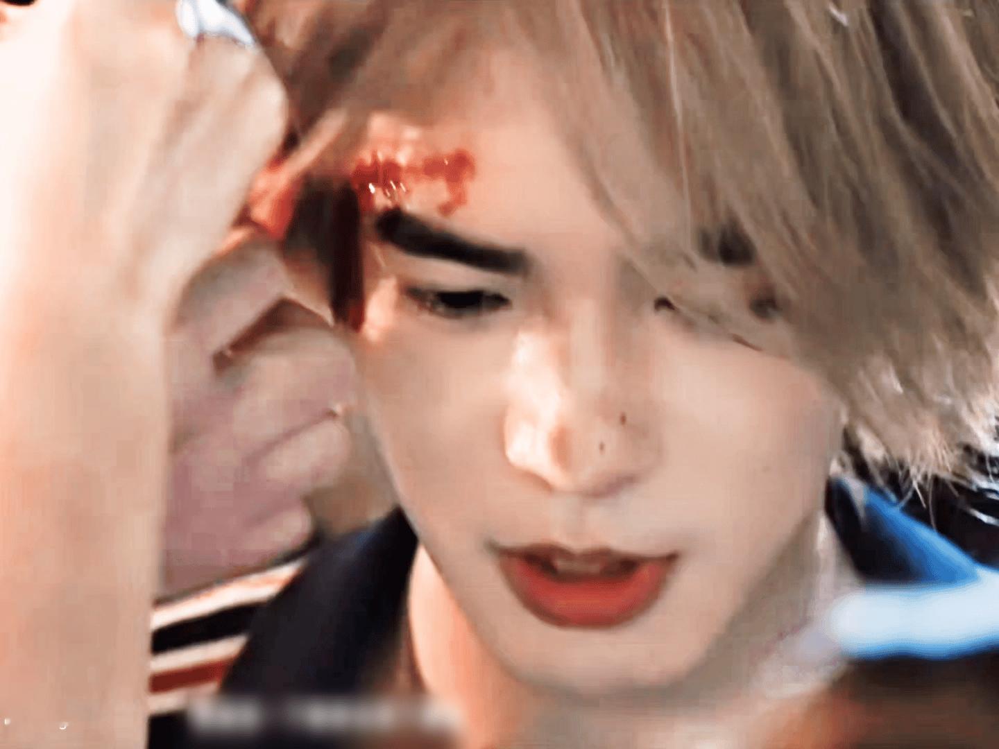 给小适适接热血青春校园片 