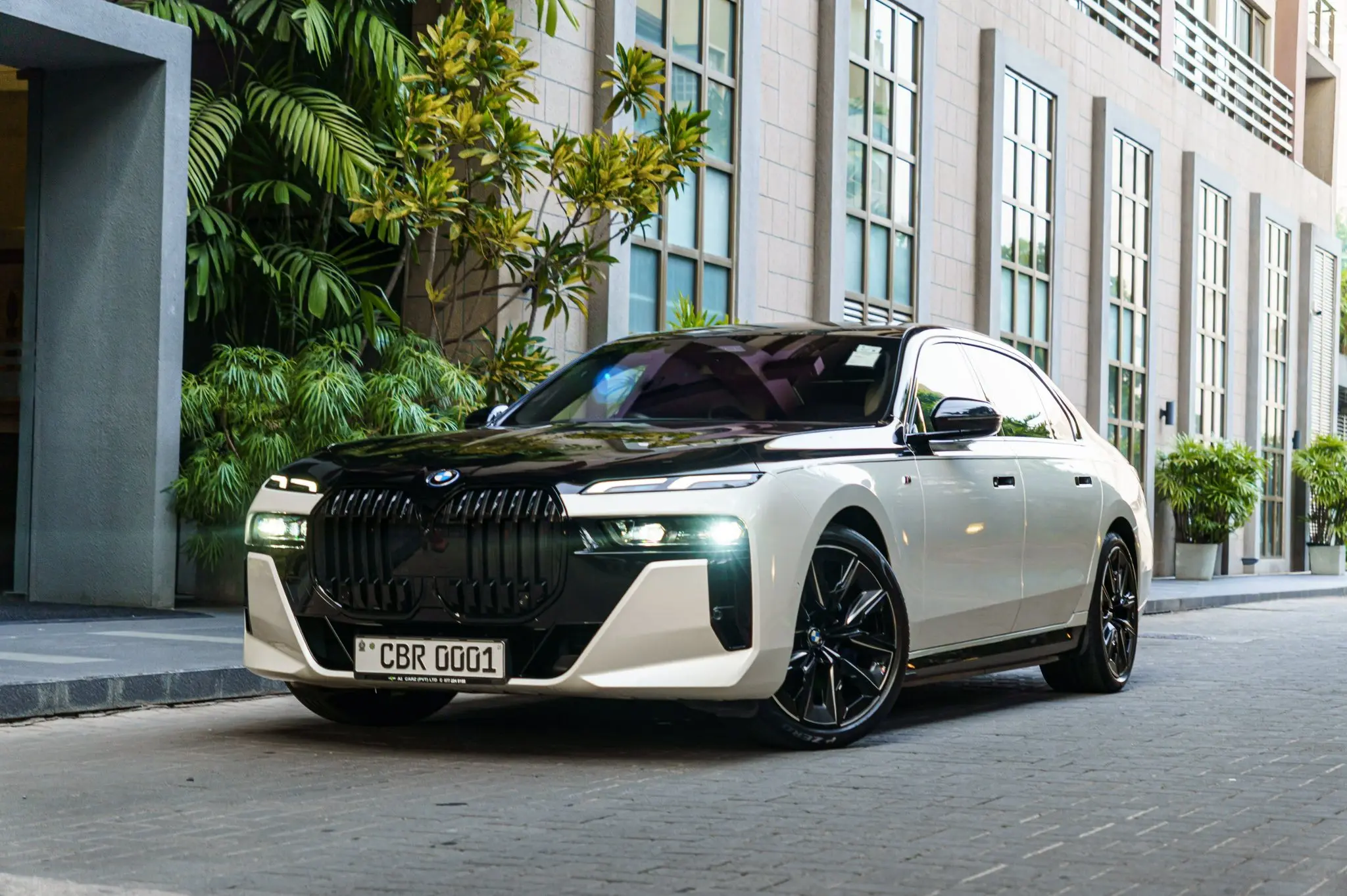 黑白配大7。BMW I7 M Sport   •2024 Manufa...