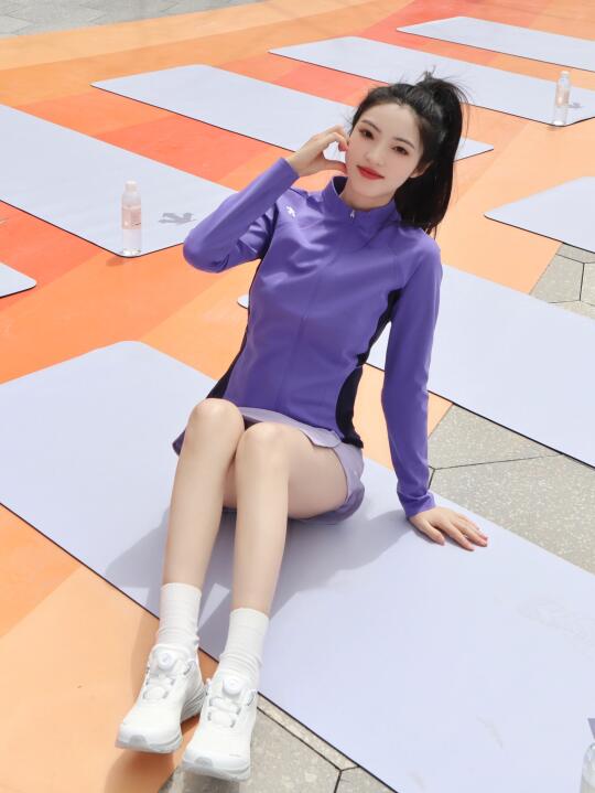 原来运动真的能笑出腹肌！