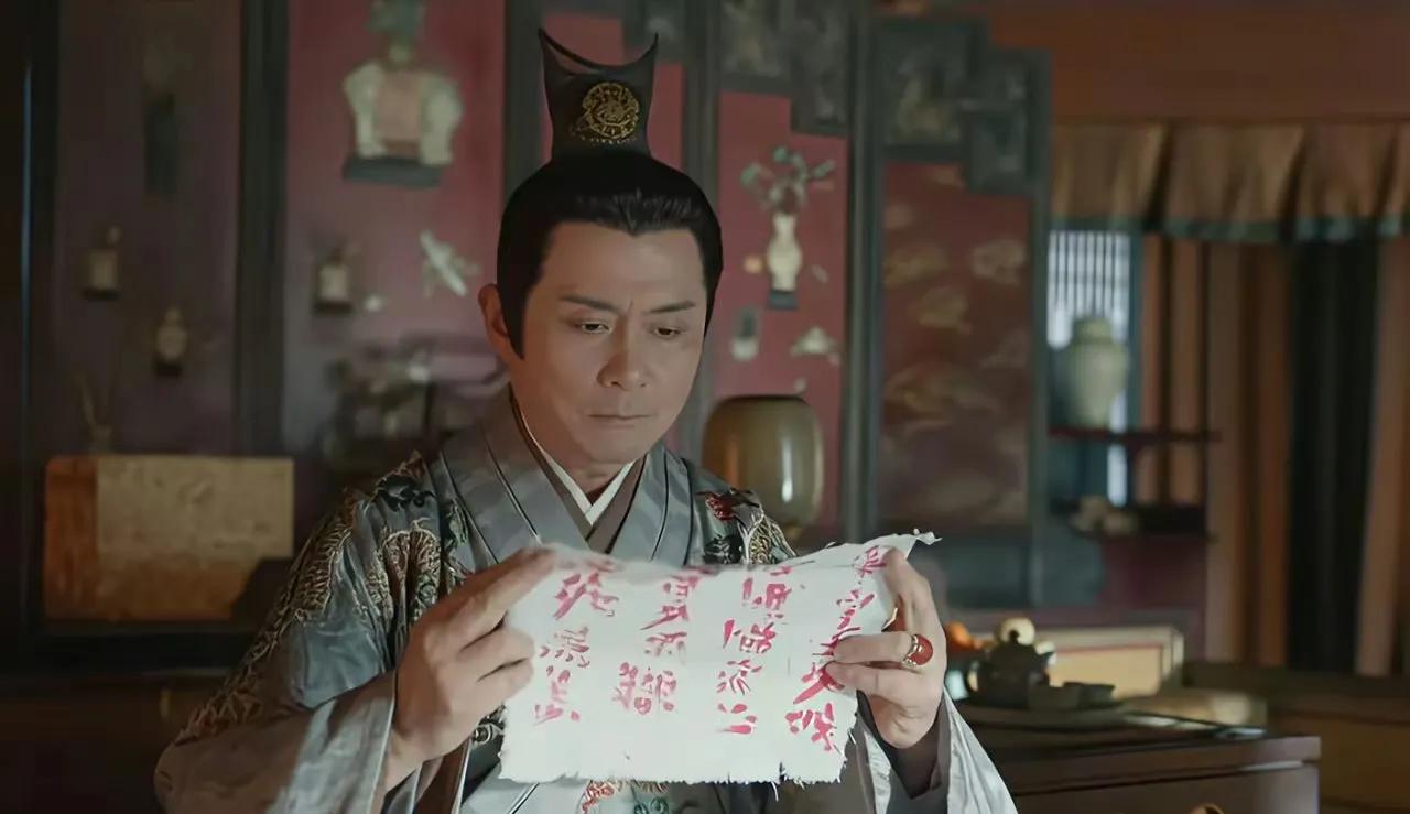 曹公公居然有四个儿子，而且全都是智勇双全的狠角色，这么一比皮筋候简直弱爆了，身边
