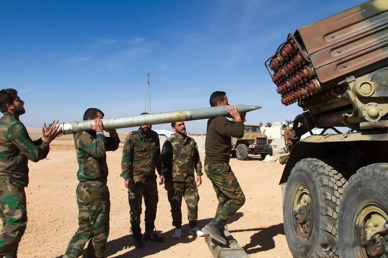 美军开始“鹰眼打击行动”！发射了100多枚导弹
12月19号，央视新闻网消息，美