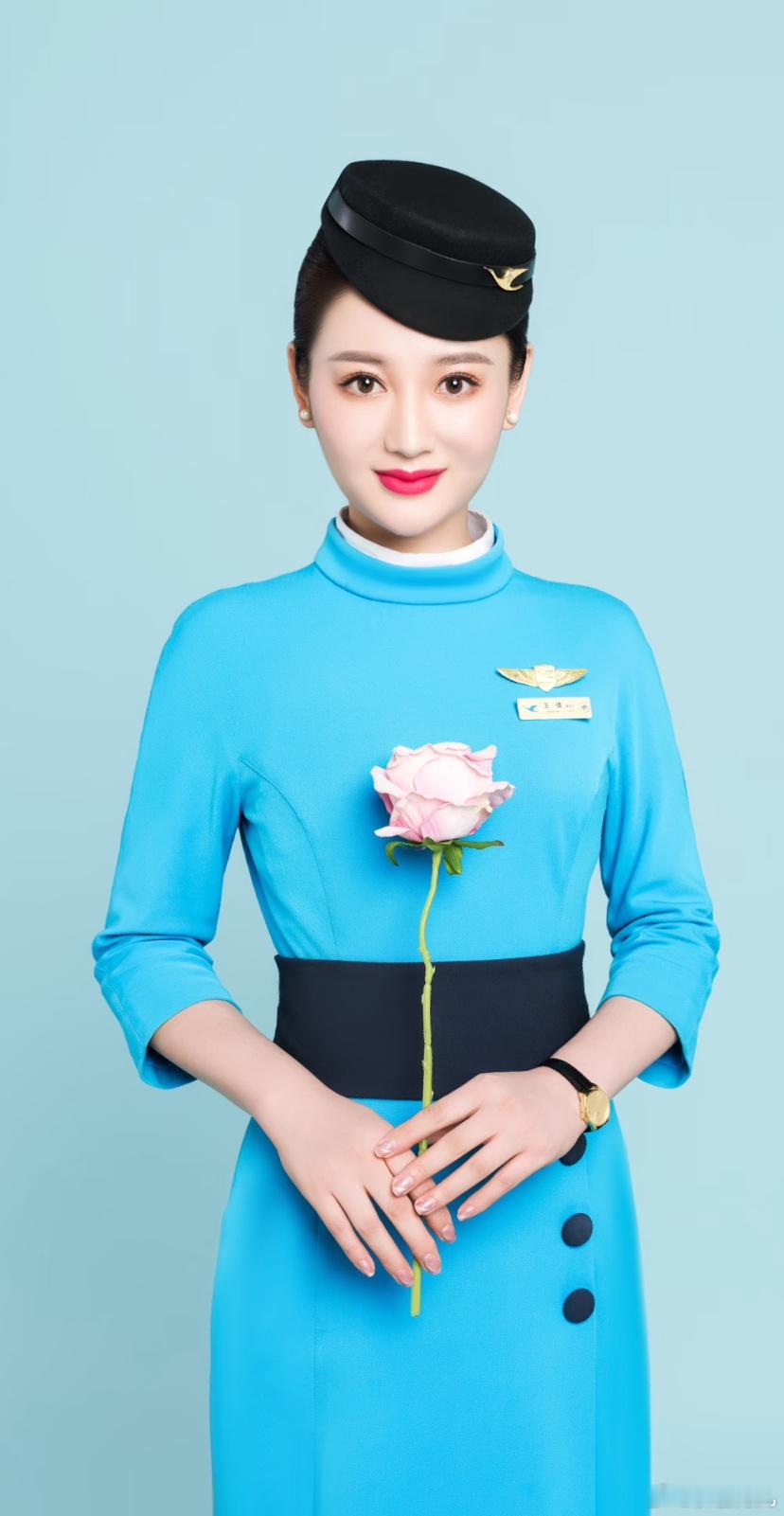 厦航空姐的制服照，好美呀。 
