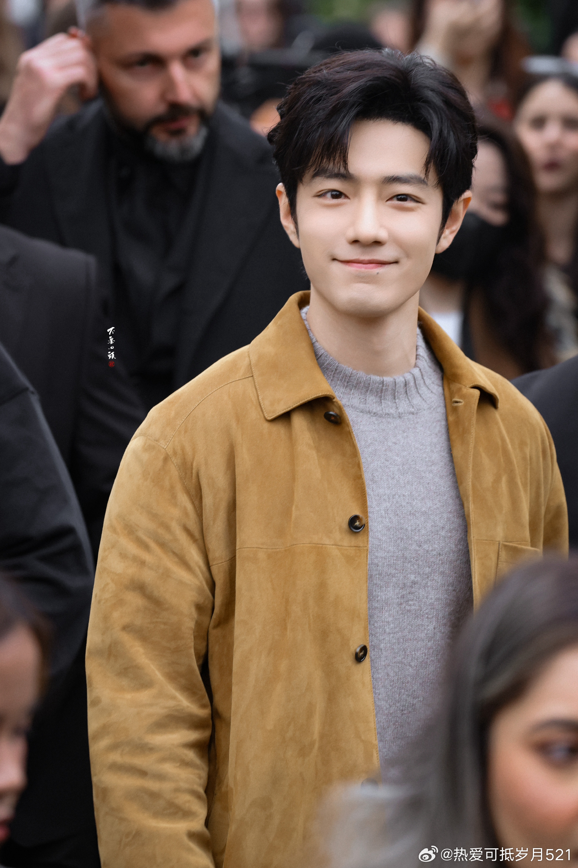 肖战肖战不喜欢吃薯片了 哈哈哈哈大型分手现场