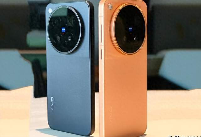 vivo X500 Pro贵了1500块，长焦反而缩水了