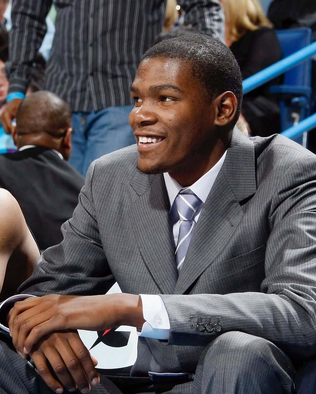 你就说帅不帅吧