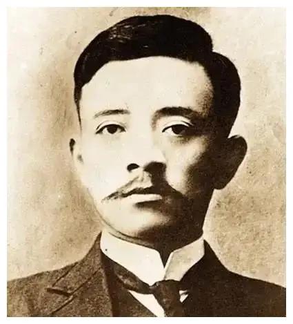 国民党的创始人——不是孙中山，而是宋教仁，宋教仁是谁？华夏近代史中有一个人的离世