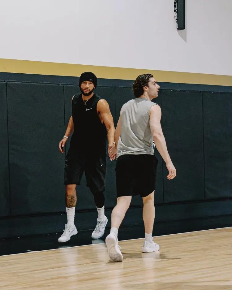 本西蒙斯努力训练，他将在国家队重新证明自己！

前NBA状元，全明星球员本西蒙斯